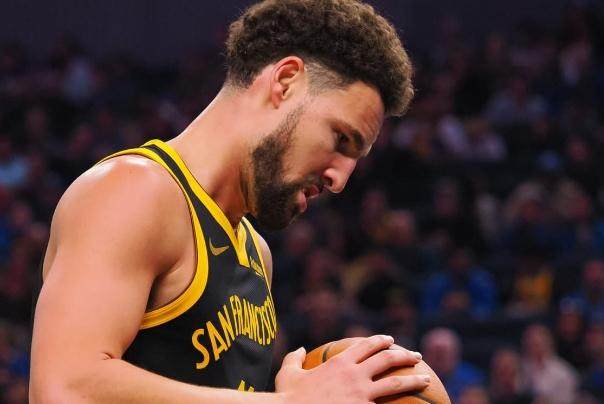 KAIYUN体育-替补是不可触及底线？记者一句话让汤普森敏感破防