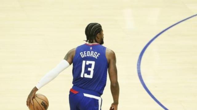 体育平台入口-再度空砍40+！快艇患上乔治依赖症 卢：我们要帮他